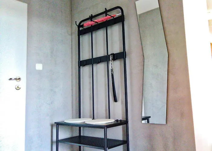 Jt Apartments/dworska