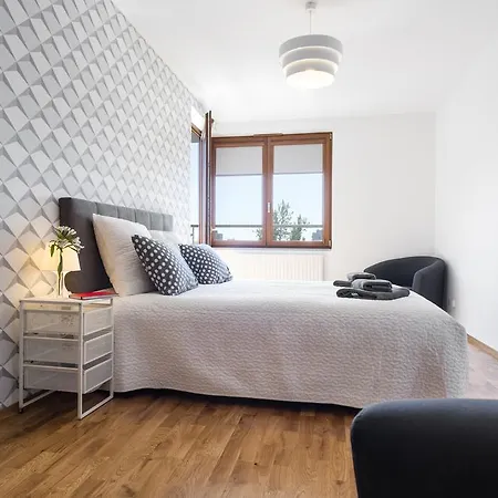 Jt Apartments/dworska קרקוב